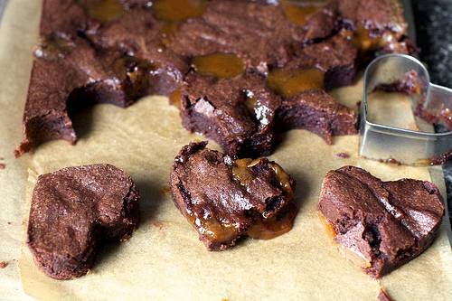 runny salted caramel brownies