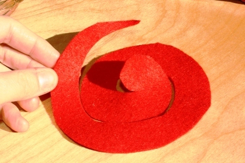 How to Make Rolled Felt Flower