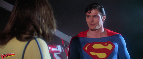 -A-Friend-Rescues-Lois-superman-the-movie-20401671-500-208