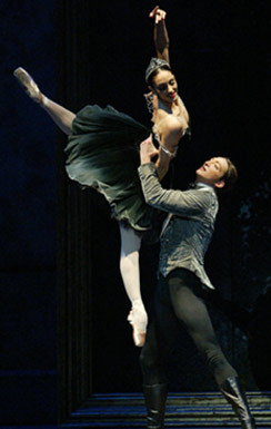 Swan Lake Photo: Rosalie O'Connor