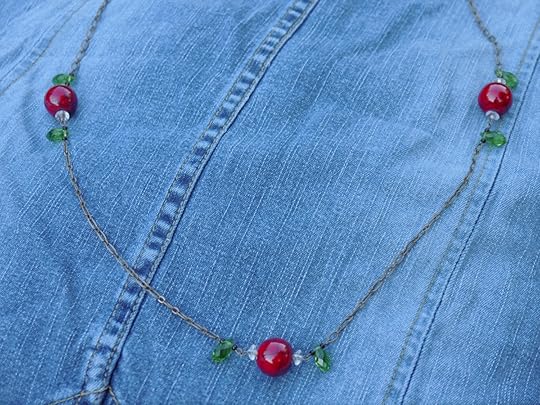 Necklace-01s