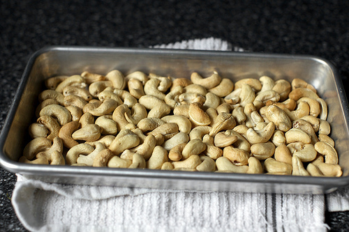 toasted cashews