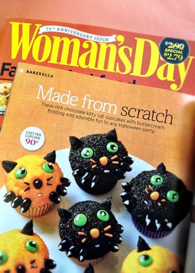 Cat Scratch Cupcakes