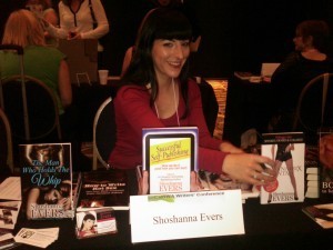 Shoshanna Evers at the SoCalRWA 2013 book signing