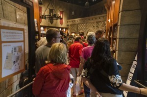 MuseumCrowds_13