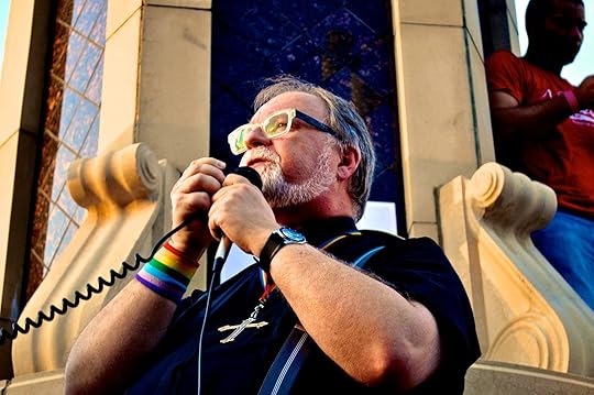 Dr. Stephen V. Sprinkle, Unfinishedlivesblog.com founder and director, speaks at Dallas Day of Decision Rally last week [Robbie Miller photo].