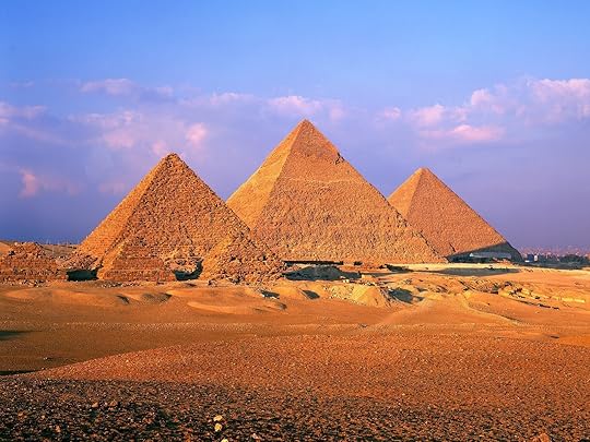 Pyramids-of-Giza-egypt-1239953_1600_1200