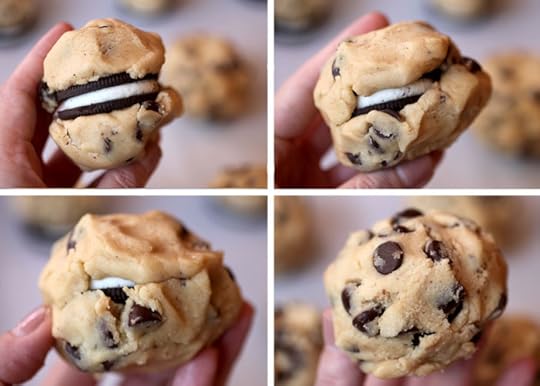 Oreo-Stuffed Chocolate Chip Cookies