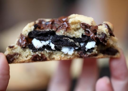 Oreo-Stuffed Chocolate Chip Cookies