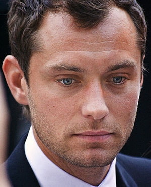 Actor Jude Law at the 2007 Toronto Internation...