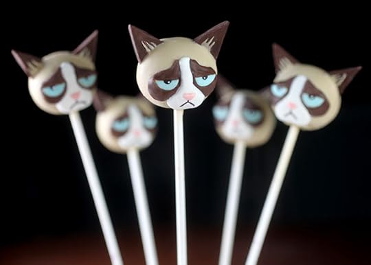 Grumpy Cat Cake Pops