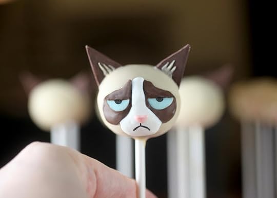 Grumpy Cat Cake Pops
