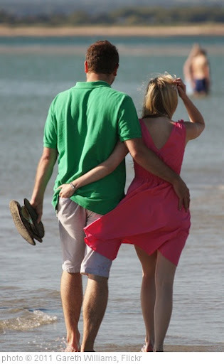 'Wonderful West Wittering - June 2011 - Happy Couple' photo (c) 2011, Gareth Williams - license: http://creativecommons.org/licenses/by/2.0/