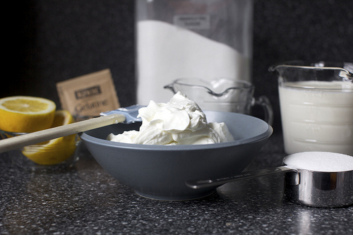 lemon, gelatin, sugar, milk/cream, yogurt