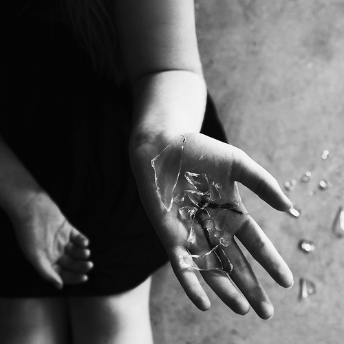 darla-glass