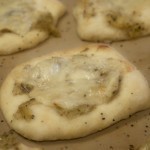 artichoke_bruschetta_pizzas_glow