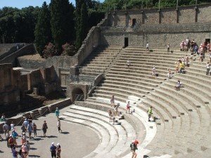 Pomp- theatre