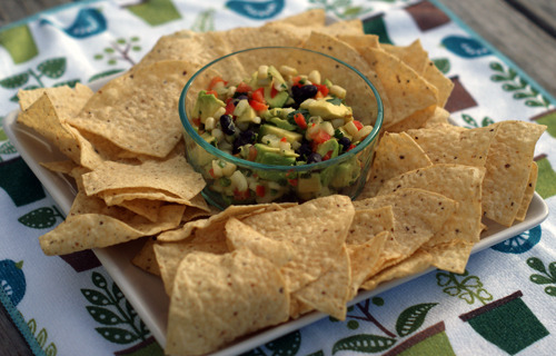 California Pizza Kitchen Guacamole {Copycat Recipe}