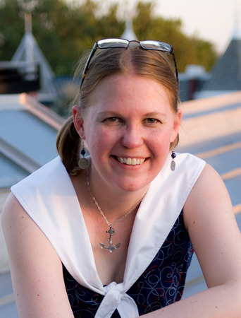 Maureen Thorson headshot