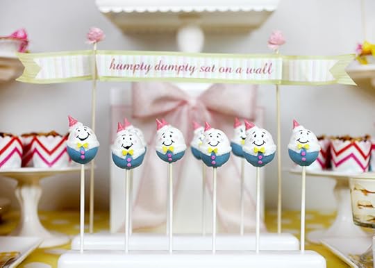Humpty Cake Pops