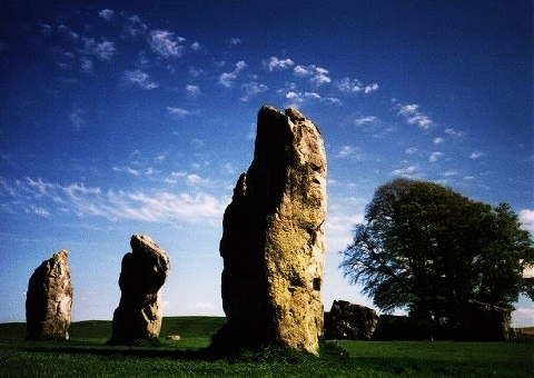 AveburyStones2