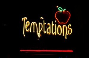 Bourbon: Street of Temptations