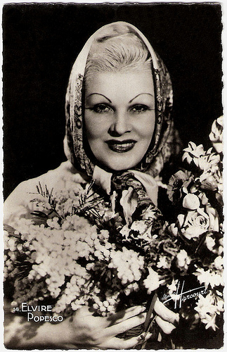 Elvire Popesco