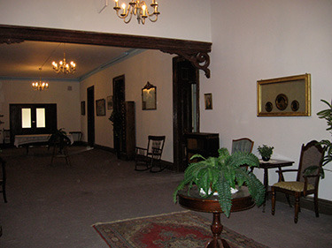 The common area outside of the doctor's private apartments.