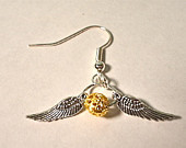 Golden Snitch Earrings - TeaAndKrempets