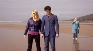 4x13-Journey-s-End-Screencaps-Doctor-Rose-badwolf-tenth-rose-3543804-640-352