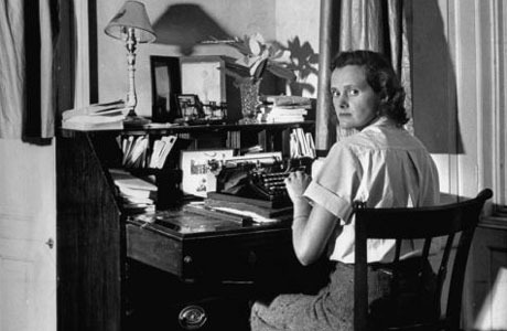 Author Daphne du Maurier