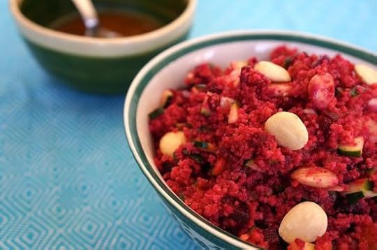 Cuscus remolacha con calabaci?n y almendras
