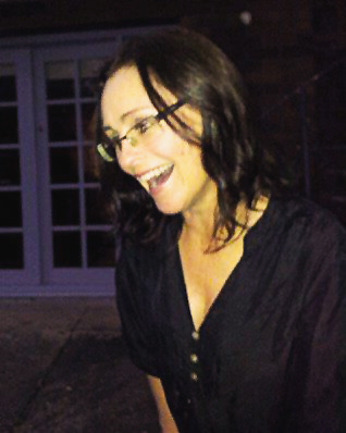 SueEllen Holmes, Australian author of best dystopian Young Adult novels