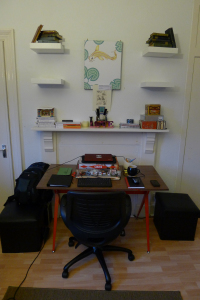 Desk1