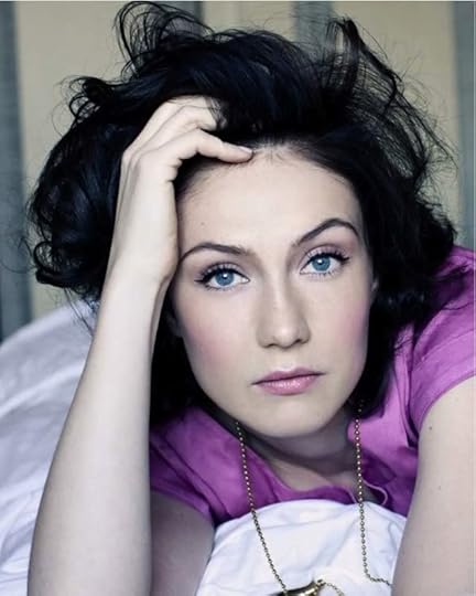 Carice_van_Houten_800