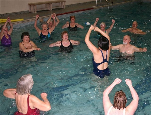 seniors in aquafit