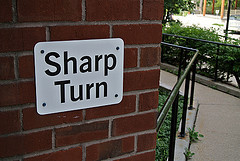 Sharp turn sign