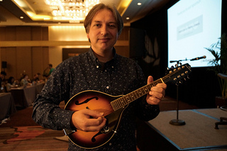 A Man and His Music: Jeremy Keith at An Event Apart Chicago 2013