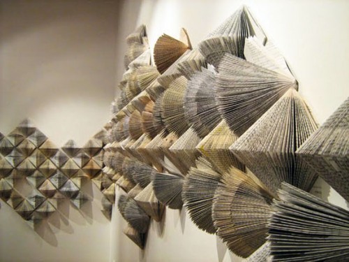 BookArt 500x375 Fusenews: Gray skies are gonna clear up, put on a happy face!