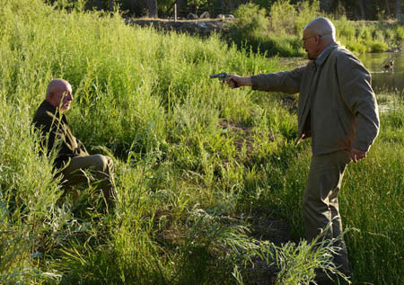 walt aiming gun at mike