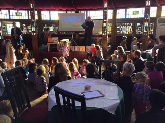 BV6Al9NIMAALOY7.jpg-medium