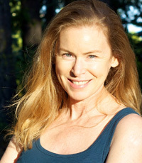 Alonna-Shaw-bio-pic-2 (1)