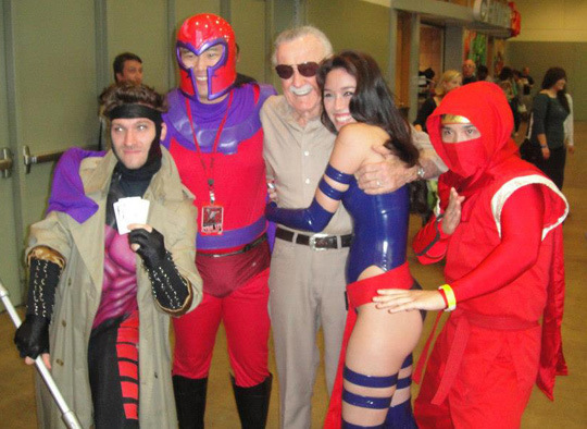 Cosplayer Kris Lee (Psylocke) meets Stan Lee at Baltimore Comic Con 2012