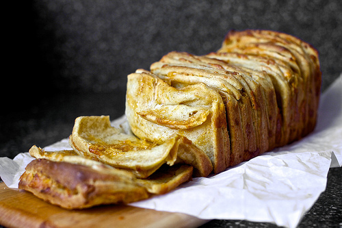 cheddar, beer and mustard pull-apart bread