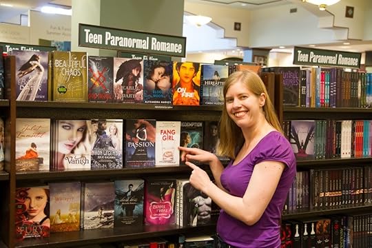 IMG 4240 1024x682 I flew 4000 miles to see FANG GIRL