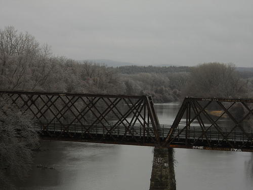 scene from Calvin Coolidge Bridge