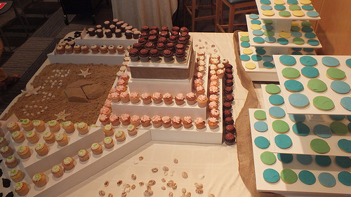 Cupcake display at Princeton Public Library Beach Reads Night