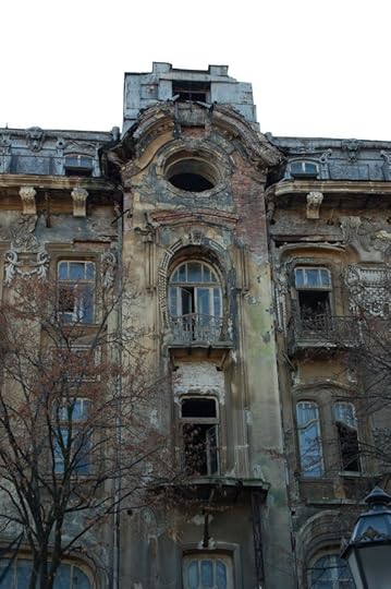 An old and abandoned hotel in the center of Odessa. by Roland Geider