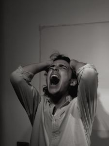920958_life_is_hard_1 scream