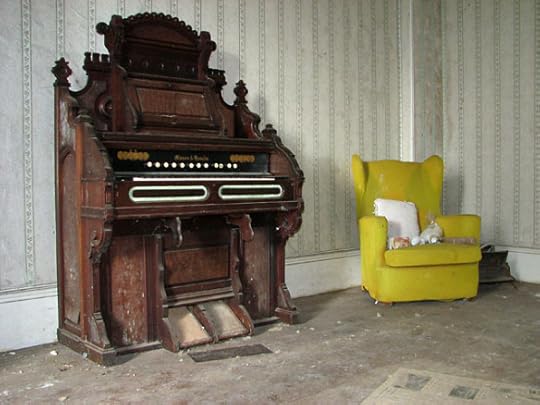 Abandoned ornate organ in poor old Bessingham Manornear to Bessingham, Norfolk, Great Britain. Geograph.org.uk